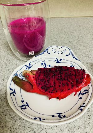 簡単ドラゴンフルーツスムージー-レシピのメイン写真