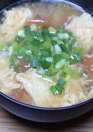 ヘルシー\♡/トマトと溶き卵のお味噌汁〜-レシピのメイン写真