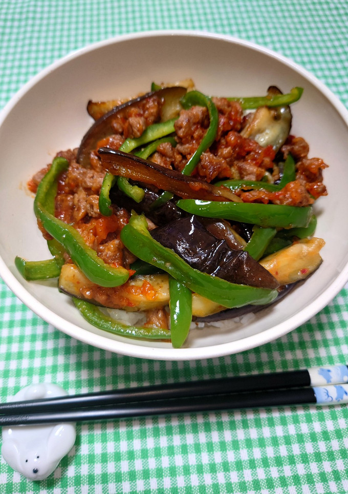 簡単☆ナスとピーマンの肉味噌炒め丼♩-レシピのメイン写真
