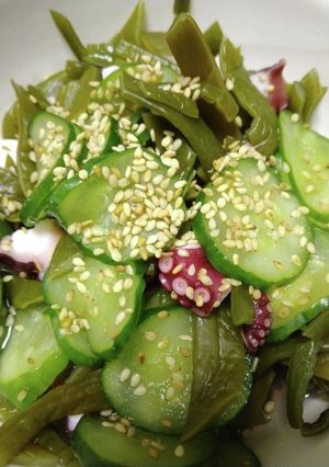 かんたん酢で茎わかめと蛸の酢の物-レシピのメイン写真