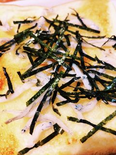 しらすのバター醤油トースト-レシピのメイン写真