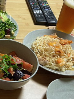 豚キムチ麺とナスとトマトのマリネ-レシピのメイン写真