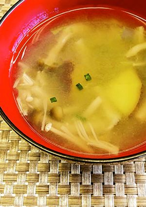 きのことさつま芋のみそ汁-レシピのメイン写真