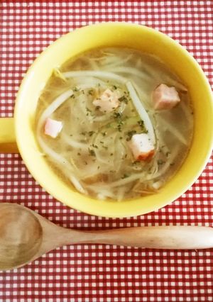 もやしは便利　もやしコンソメスープ-レシピのメイン写真