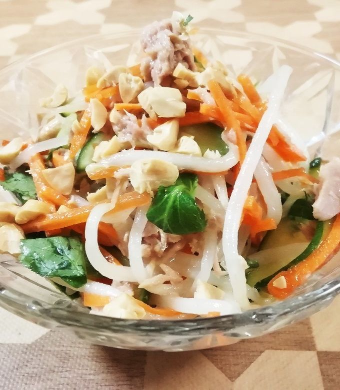 もやしは便利 もやしのエスニック風サラダ by ゆこPIN 【クックパッド