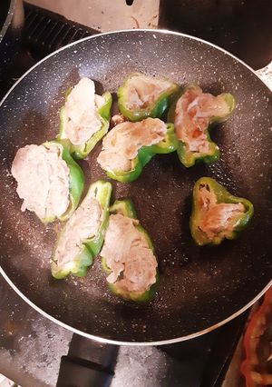 肉汁ジュワーッなピーマンの豚肉詰め-レシピのメイン写真