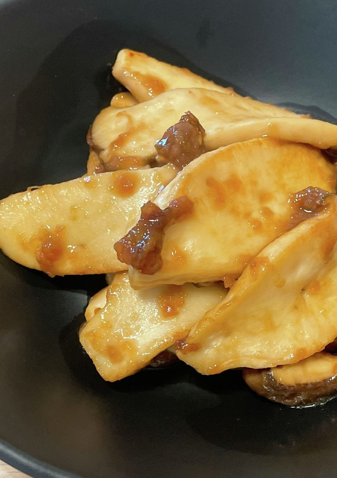 エリンギの梅柚子胡椒、バター焼き-レシピのメイン写真