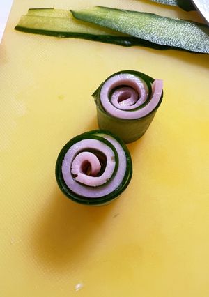 弁当隙間に!きゅうりとハムのクルクル巻き-レシピのメイン写真