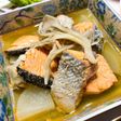 ズボラ飯なのに優しい味!鮭大根の煮物