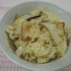 รูปของ ☆さつま揚げとエリンギの炊き込みご飯☆