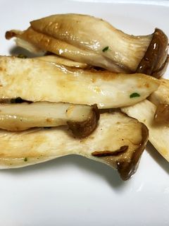 まるでマツタケ♬松茸風味のエリンギ♪-レシピのメイン写真