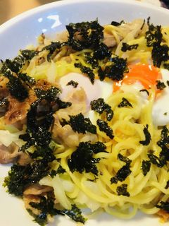 豚肉&キャベツの目玉焼そば-レシピのメイン写真