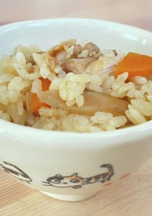 具に味がしみた炊き込みご飯-レシピのメイン写真