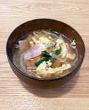 子供大好き♪もやしたっぷり中華スープ