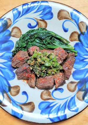 角切り牛肉と春菊の中華風スパイス焼き-レシピのメイン写真