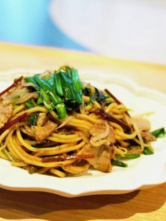 ニラと豚バラの塩焼きそば-レシピのメイン写真
