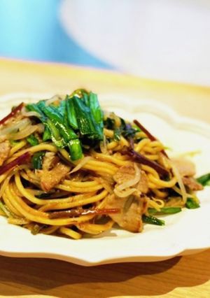 ニラと豚バラの塩焼きそば-レシピのメイン写真