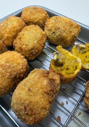 【しっとり仕上げ】かぼちゃのコロッケ-レシピのメイン写真