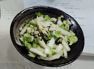 サッパリ美味しい！白菜と塩こんぶ-レシピのメイン写真
