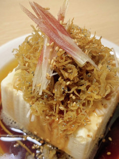 たっぷりカリカリじゃこの冷や奴-レシピのメイン写真