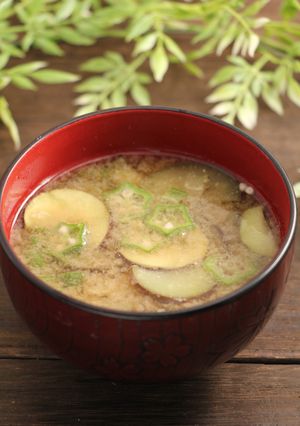 免疫アップ!茄子オクラの生姜味噌汁-レシピのメイン写真