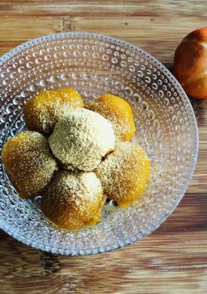 カボチャの煮物でオオバコ団子-レシピのメイン写真