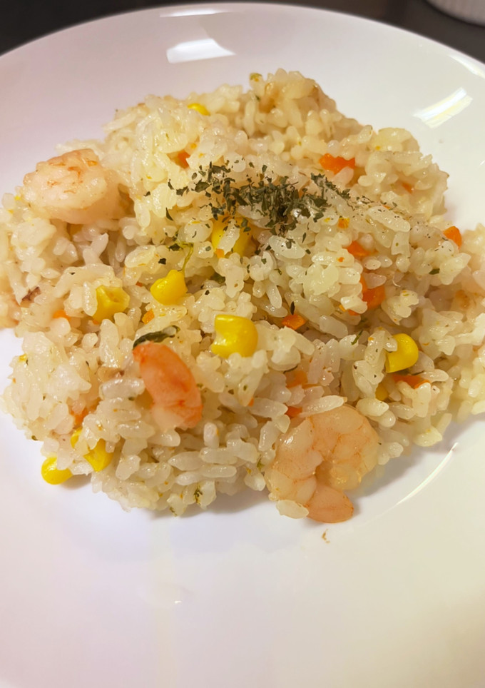 炊飯器でエビピラフ-レシピのメイン写真