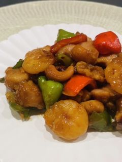 鶏肉と海老のミックスナッツ炒め-レシピのメイン写真
