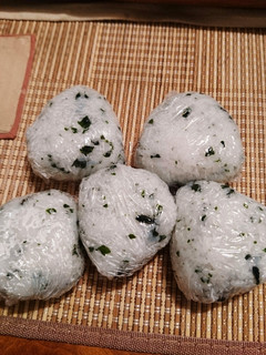 わかめおにぎり〜-レシピのメイン写真