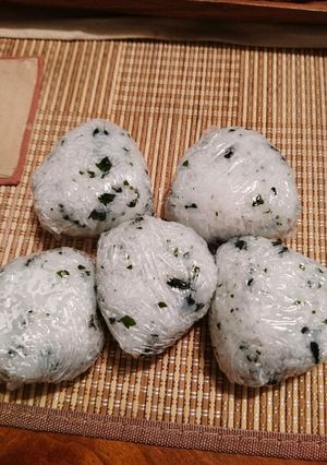 わかめおにぎり〜-レシピのメイン写真