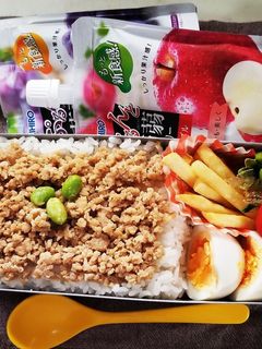 そぼろ丼弁当(9.2)-レシピのメイン写真