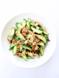 カレー風味良い【豚とキュウリのカレー炒め-レシピのメイン写真
