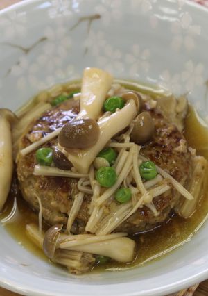 麩の和風煮込みハンバーグ-レシピのメイン写真