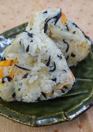 ツナとごぼうの炊き込みご飯-レシピのメイン写真