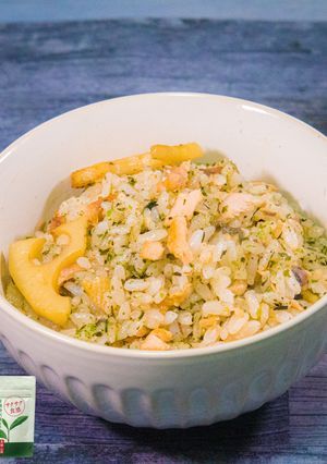 \\磯が薫る//秋鮭とレンコンのまぜご飯-レシピのメイン写真