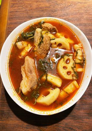 豚モモ肩肉＆蓮根＆水菜トマト甘酢煮込み-レシピのメイン写真