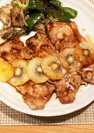 柔らか焼肉！　キウイの生姜焼き-レシピのメイン写真