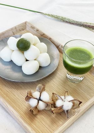 白玉粉で簡単モチモチ★抹茶のお月見団子-レシピのメイン写真
