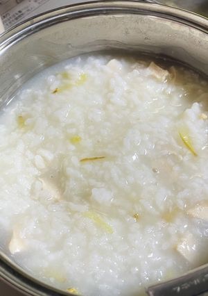 冷や飯で作れる！鶏肉と生姜のやさしいお粥-レシピのメイン写真