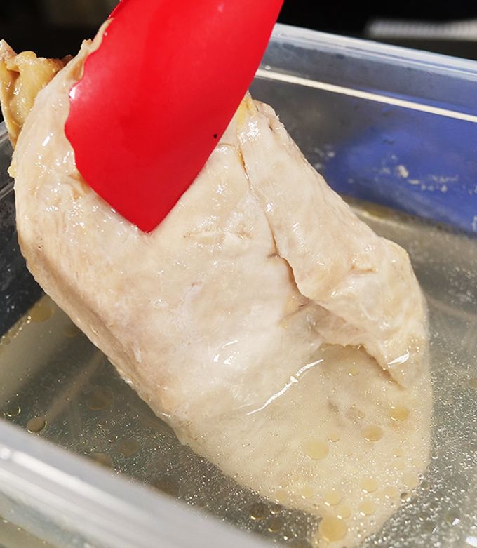 サラチキページ Free From国産鶏肉使用 サラダチキン切落しむね肉 プレーン