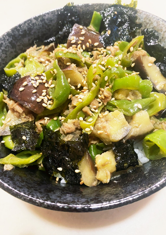 万願寺(ししとう)と茄子でめちゃウマ丼-レシピのメイン写真