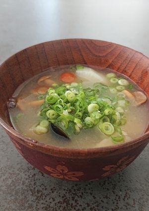 しじみときのこの お味噌汁-レシピのメイン写真