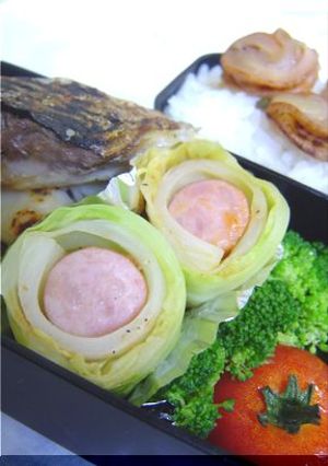 お弁当★レンチン・キャベツでウィンナー巻-レシピのメイン写真