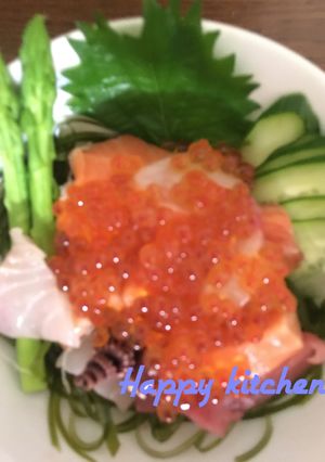 いくら乗せ贅沢海鮮サラダ-レシピのメイン写真