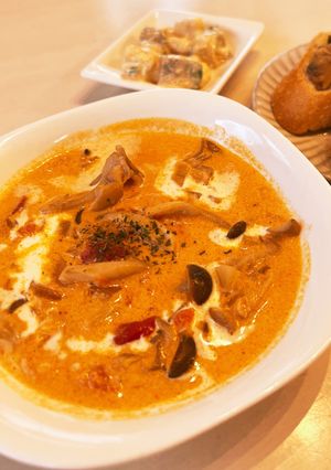 海老とキノコのトマトクリームスープ-レシピのメイン写真