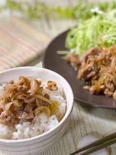 豚肉の甘辛梅ニンニク炒め-レシピのメイン写真