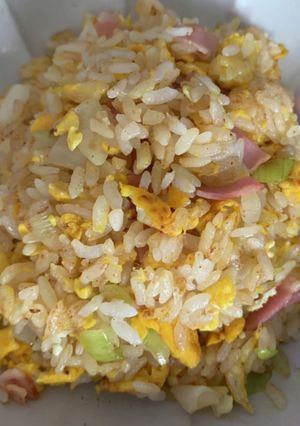 材料三つ旦那が作る簡単パラパラチャーハン-レシピのメイン写真