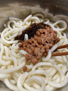 もずくと納豆とうどん-レシピのメイン写真