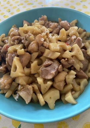 お正月おせちに⭐︎れんこんと鶏肉の甘辛炒め-レシピのメイン写真