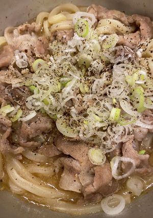 お鍋ひとつで鶏がら醤油の豚こまうどん-レシピのメイン写真